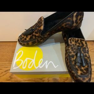 Animal print Biden loafers